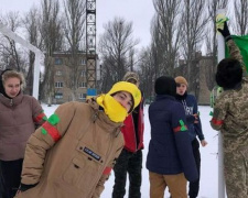 В Авдіївці з нагоди річниці бою під Крутами для молоді провели теренову гру