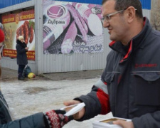 Гендиректор Авдеевского коксохима сделал сладкий комплимент  прекрасной половине города(ФОТОФАКТ)