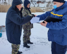 В Авдіївці рятувальники ДСНС провели профілактичні рейди на місцевій водойомі