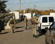 Задержания и пересечения: опубликованы новые данные с донбасских КПВВ у линии разграничения