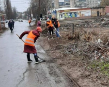 В Авдеевке проведен ряд работ по очистке города от мусора (ФОТОФАКТ)