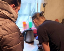 В Авдіївці за неналежне виконання батьківських обов&#039;язків до відповідальності притягнуть безвідповідальну матір