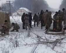 На Донбассе продолжается блокада ж/д-путей, в результате Славянская ТЭС перешла на аварийный режим работы