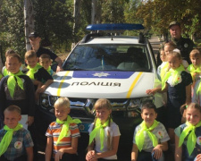 В Авдеевке полиция учила школьников «дорожной азбуке» (ФОТО)