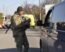 Утро 25 марта у донбасских пунктов пропуска: самые большие очереди были у КПВВ «Марьинка»