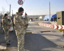 Через донбасские КПВВ не смогли пройти 25 человек