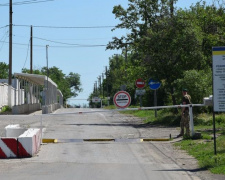 У донбасских пунктов пропуска произошла провокация, в машинах были дети