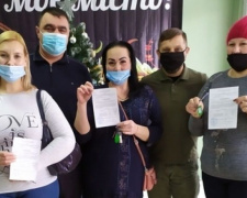 В Авдеевке семьи ВПЛ получили ключи от квартир