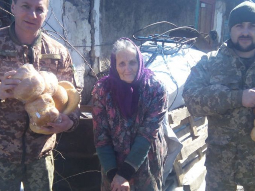 Офицеры Cimic Avdeevka посетили Пески и помогли в Авдеевке (ФОТО)