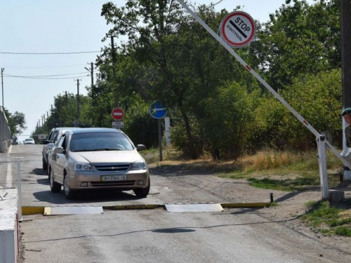 В КПВВ Донетчины в очередях застряли 250 единиц транспорта