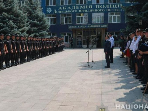 На Донеччині 26 молодих поліцейських присягнули на вірність українському народові (ФОТО)