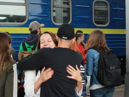 Авдеевские дети в Киеве: Когда мы приехали, нас обнимали