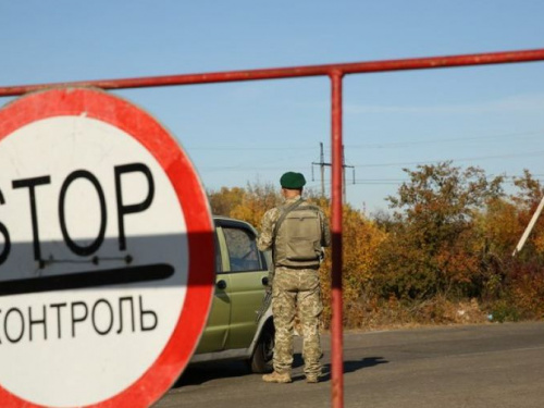 В одном из донбасских КПВВ задержали боевика