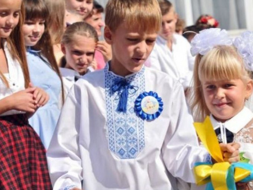 Новий навчальний рік розпочнеться в школах 1 вересня і триватиме 10 місяців