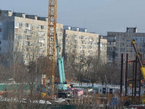 Что происходит за забором стройки «Метинвест Политехники» (ФОТОФАКТ)