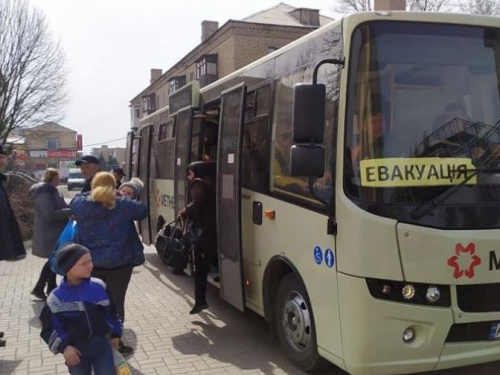 Триває евакуація мешканців з Авдіївки