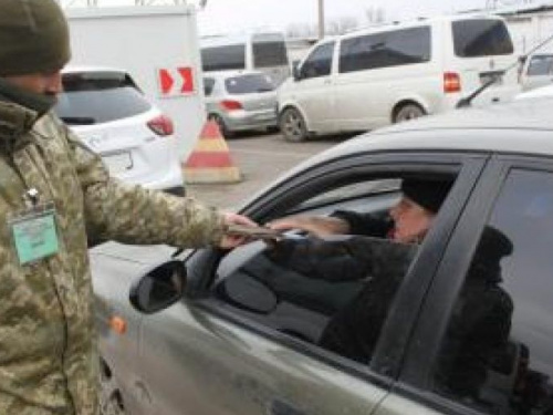 Сводка с КПВВ на линии разграничения: очереди 11 января и статистика за 10 января