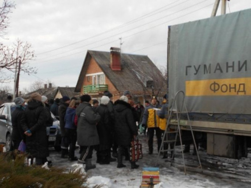 Донбасс: стало известно, куда в декабре привезут наборы выживания