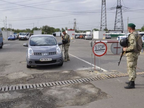 Двадцать пять человек получили отказ в пересечении КПВВ на Донбассе