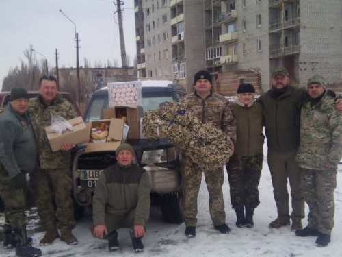 Воины и дети получили помощь от Cimic Avdeevka (ФОТО)