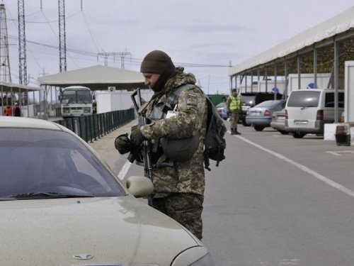 Ситуация в КПВВ: пограничники фиксируют увеличение количества желающих въехать на подконтрольную территорию