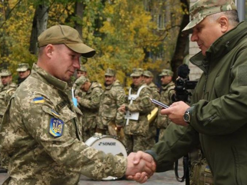 Гражданские и военные: что происходит в Авдеевке