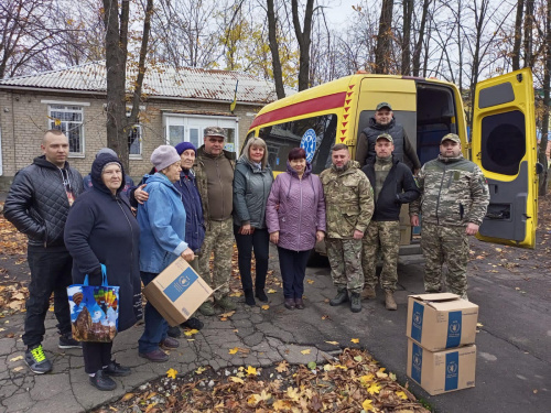 Мешканці авдіївської громади отримали продуктові набори