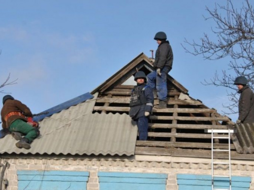 В Авдеевке восстановлены уже 290 домов, поврежденных при артобстрелах (ФОТО)