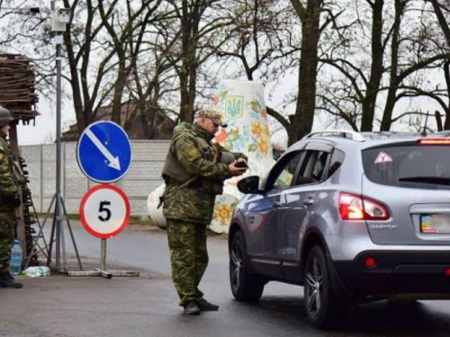 Охота на блокпостах Донетчины: попались более 20 возможных боевиков (ФОТО)