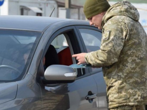 В пунктах пропуска уменьшился пассажиропоток