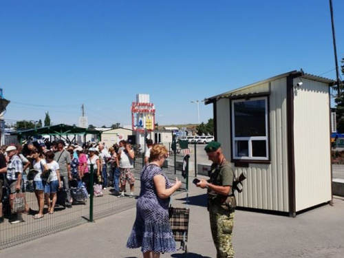 Через КПВВ на Донбассе за неделю не пропустили более 230 человек (Инфографика) 