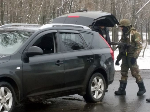 На блокпостах Покровской оперзоны попались более 20 возможных боевиков