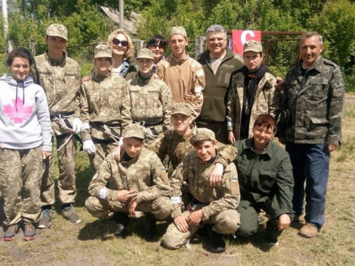 Павел Малыхин посетил п. Торcкое, где проходит областной этап военно-патриотической игры "Сокол" (ФОТО)