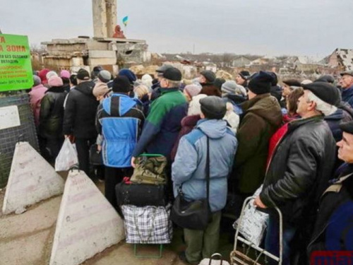 На КПВВ Донбасса за год умерло 27 человек