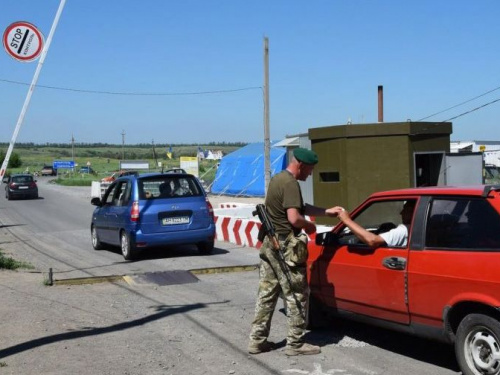 Ситуация у донбасских КПВВ на утро 12 сентября: появились официальные данные