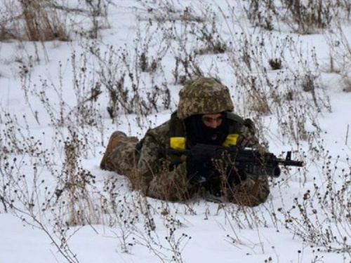 Боевики совершили 10 обстрелов позиций ВСУ за сутки: у сил АТО есть потери