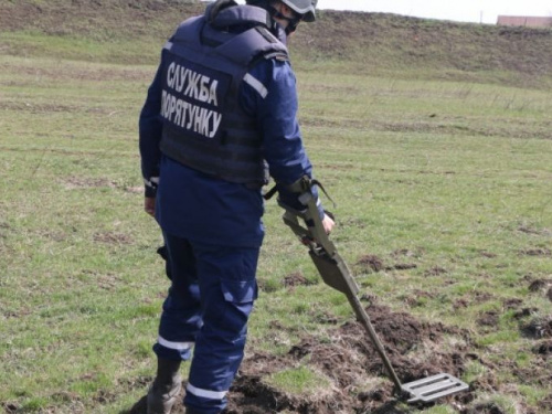 На Донетчине уничтожили снаряд, мины и гранаты