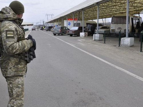 Ситуация в КПВВ: Госпогранслужба фиксирует снижение пассажиро-транспортного потока