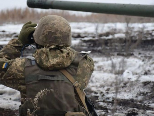 У передмісті Авдіївки противник відкривав вогонь зі стрілецької зброї