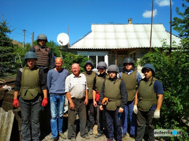 В Авдеевке после обстрелов восстановили почти 450 частных строений (ФОТО)