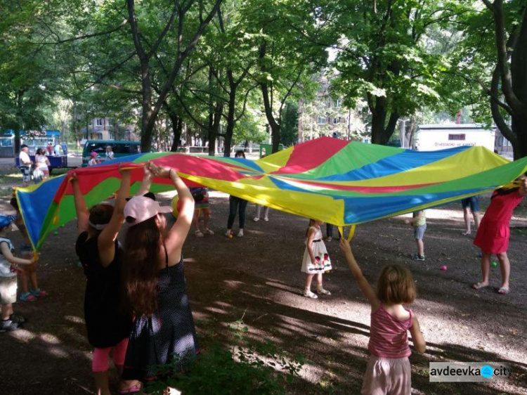 В Авдіївці яскраво відсвяткували День батька (ФОТО + ВІДЕО)