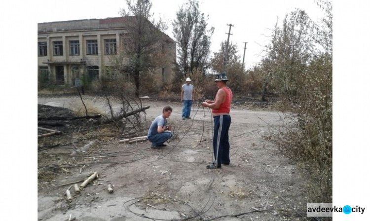 Прифронтовые Пески подключили к электроэнергии (ФОТОФАКТ)