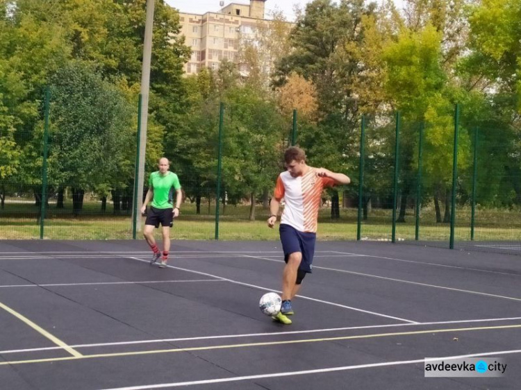 В Авдеевке состоялся турнир по футболтеннису: фоторепортаж