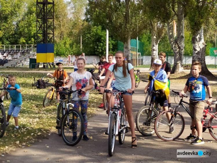 ВИДЕО. В Авдеевке историю города изучали в процессе велосипедной прогулки