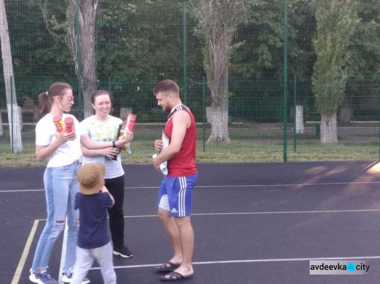 "Еле живой" триумфатор и интрига до последнего гейма: в Авдеевке завершился турнир по теннису (ФОТО)