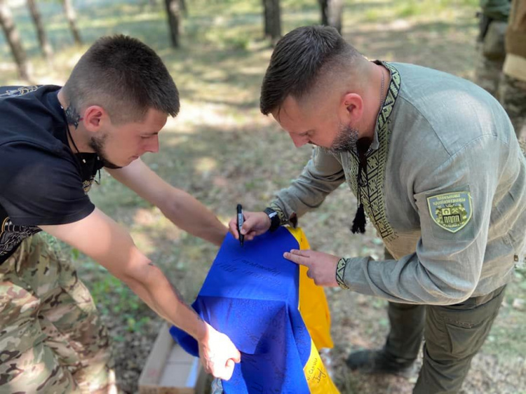 Авдіївка приєдналася до встановлення світового рекорду: як це було