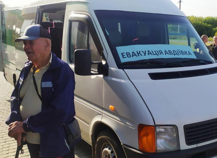 Триває евакуація авдіївців до Умані та Кропивницького