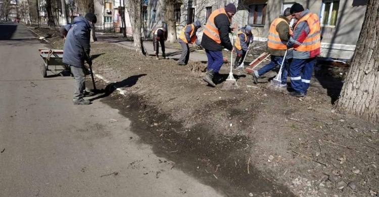 В Авдіївці стартувало велике прибирання міста