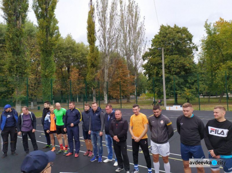 В Авдеевке состоялся турнир по футболтеннису: фоторепортаж