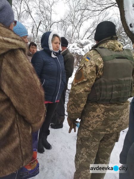 "Симики" доставили гуманитарку  в два недавно освобожденных села  на Донетчине (ФОТО)